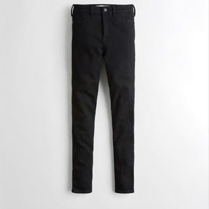 Black High rise Hollister jeans